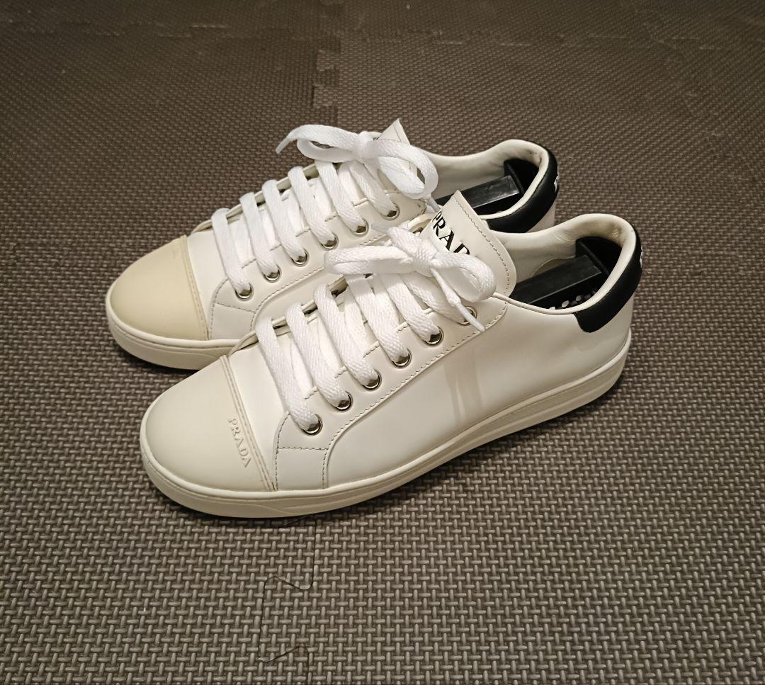 PRADA　プラダ　スニーカー　ローカット　ロゴ　レザー　白　約23.5