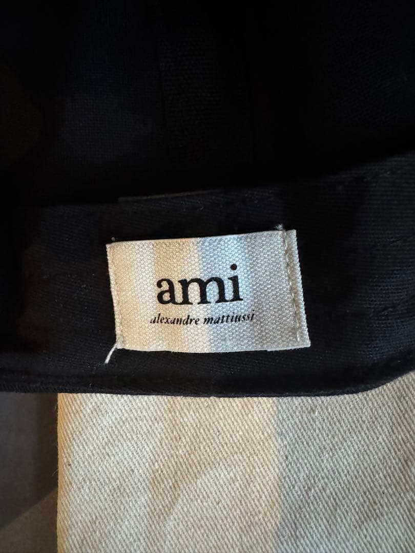 AMI PARIS⭐︎ベースボールキャップ⭐︎フリーサイズ⭐︎アミパリス