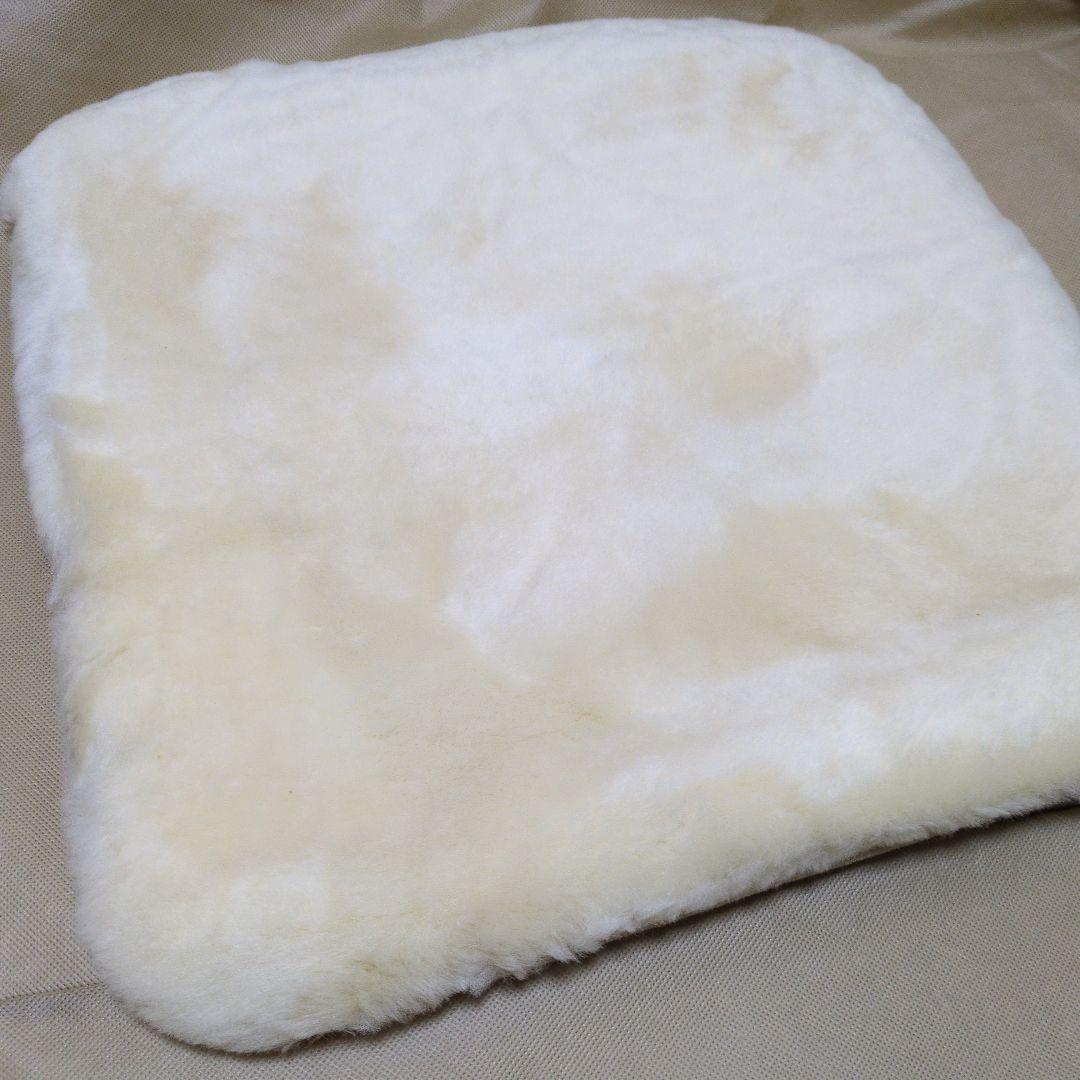 新品未使用　ムートン　天然羊毛皮　敷布団　オマケ付き