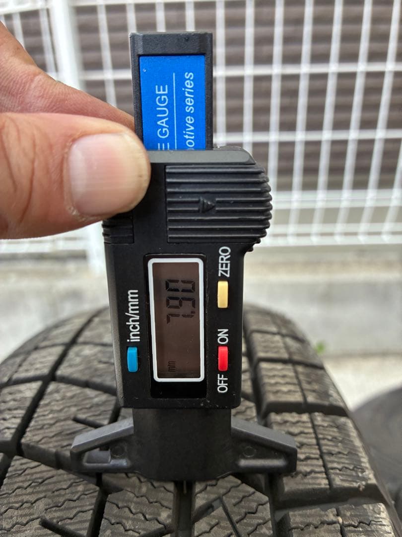 送料込み165/65r14ダンロップウィンターマックス03 4本セットバリ山