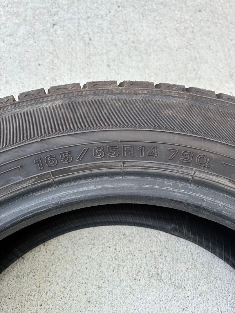 送料込み165/65r14ダンロップウィンターマックス03 4本セットバリ山