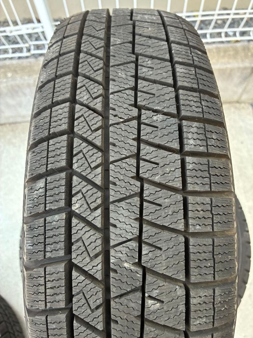 送料込み165/65r14ダンロップウィンターマックス03 4本セットバリ山