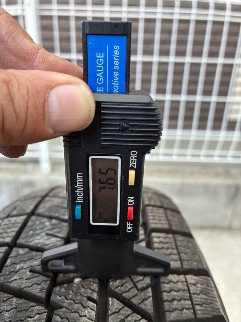 送料込み165/65r14ダンロップウィンターマックス03 4本セットバリ山