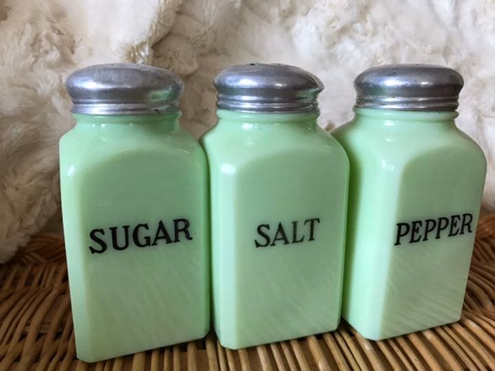 希少ジャネット社　スクエアシェーカーソルト&ペッパー&シュガー