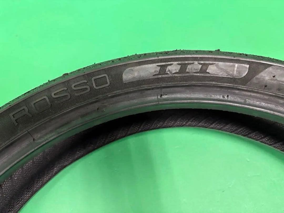 ピレリ Rosso III タイヤセット110/70R17 140/70R17