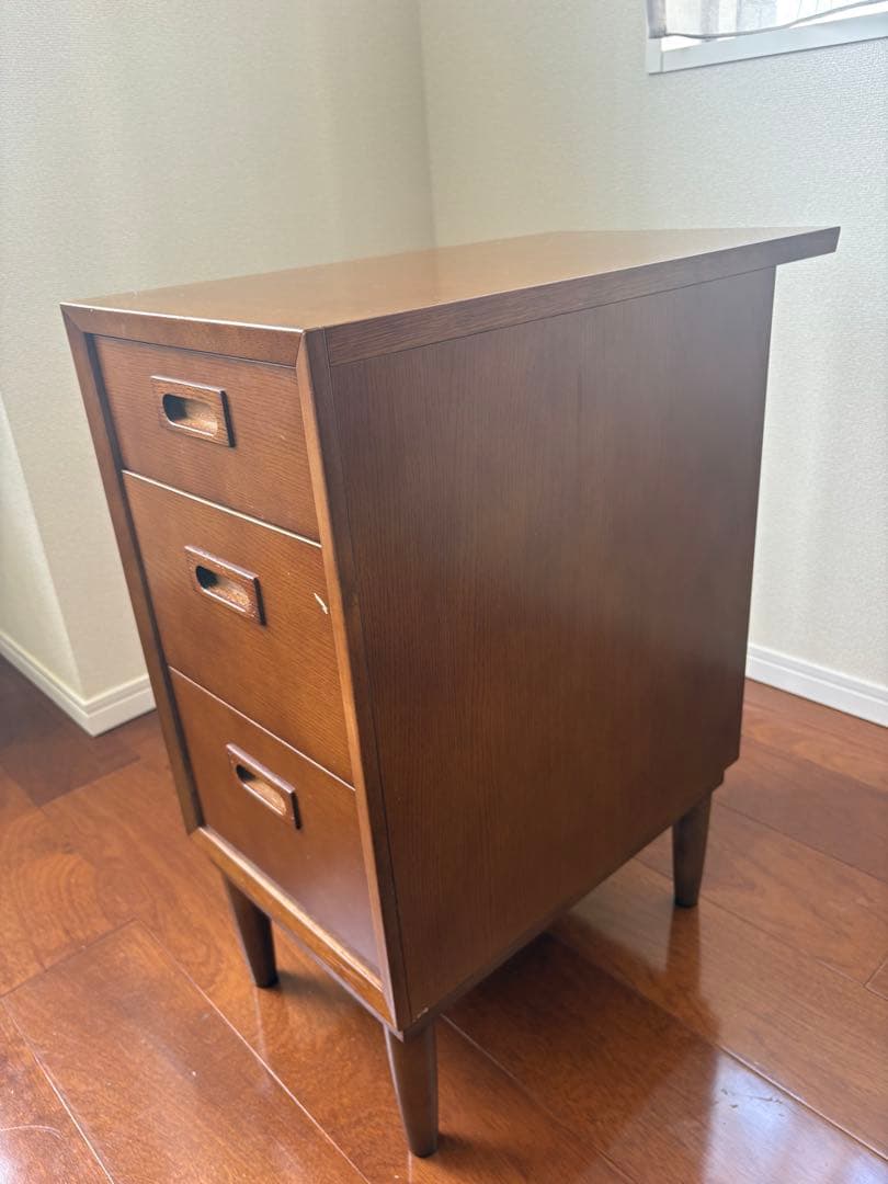 カリモク60 チェスト／送料込み