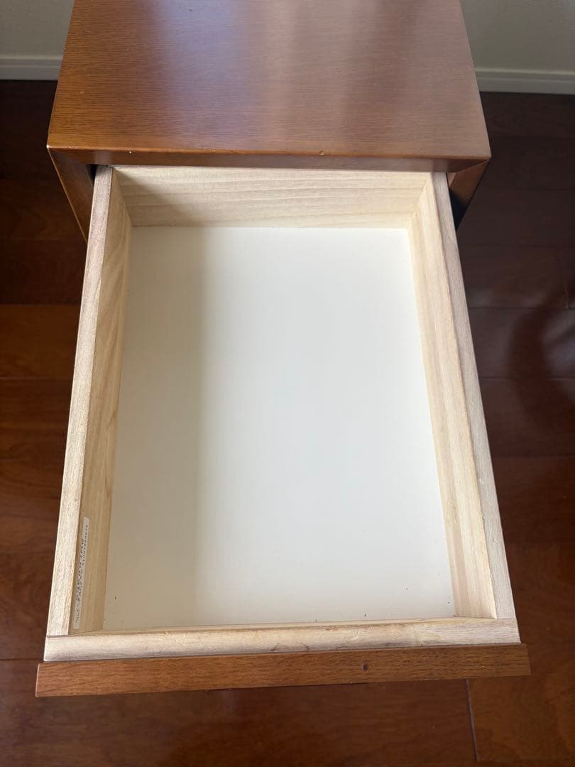 カリモク60 チェスト／送料込み