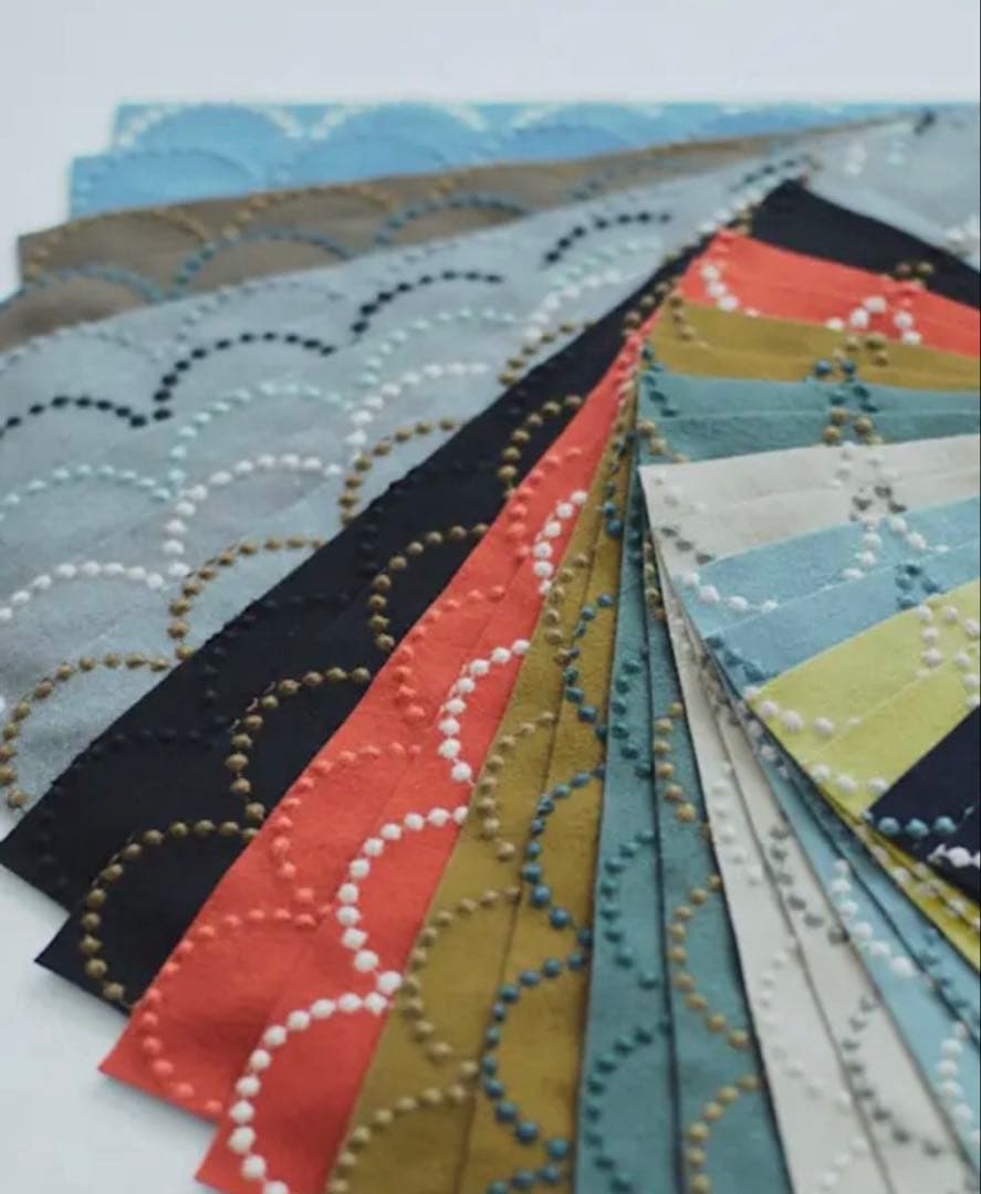 【送料無料】ミナペルホネン生地使用チェア　イス　 椅子　ダイニングチェア　家具