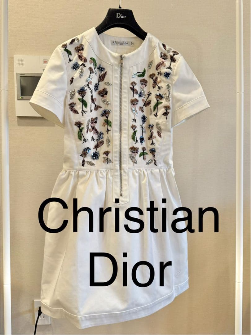 Christian Dior 刺繍入りホワイトワンピース