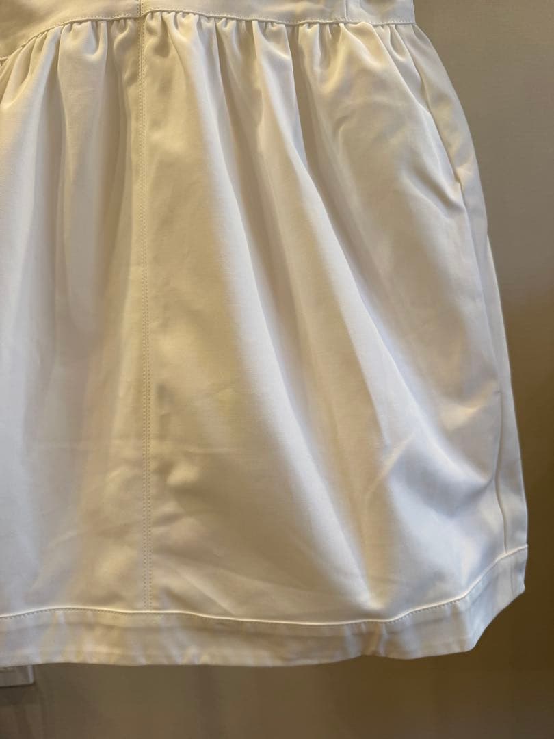 Christian Dior 刺繍入りホワイトワンピース