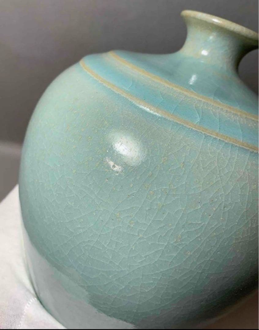 中国 肩に筋入り梅瓶