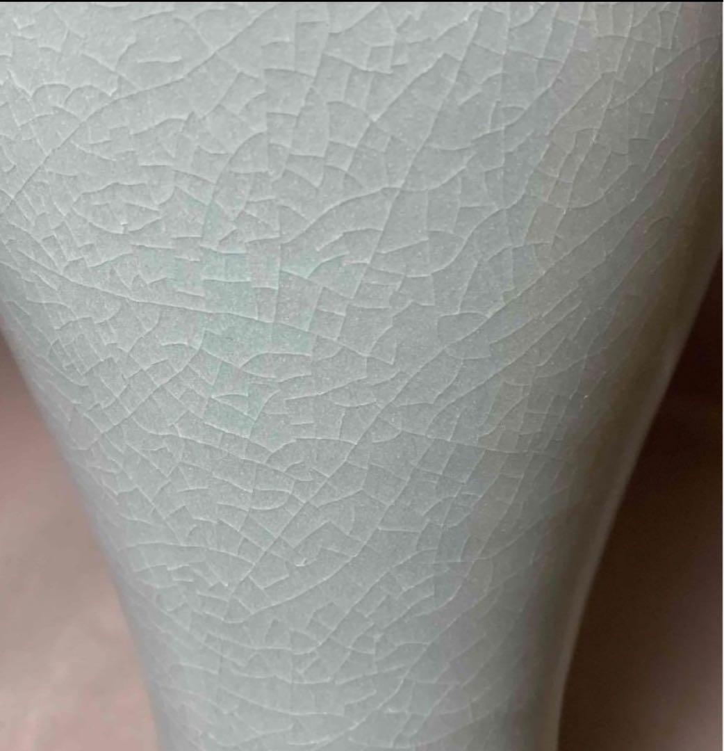 中国 肩に筋入り梅瓶