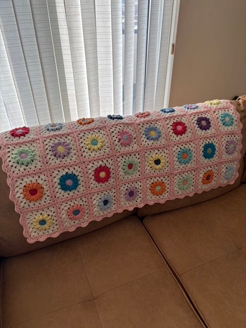 かぎ針編み　花モチーフ　ブランケット