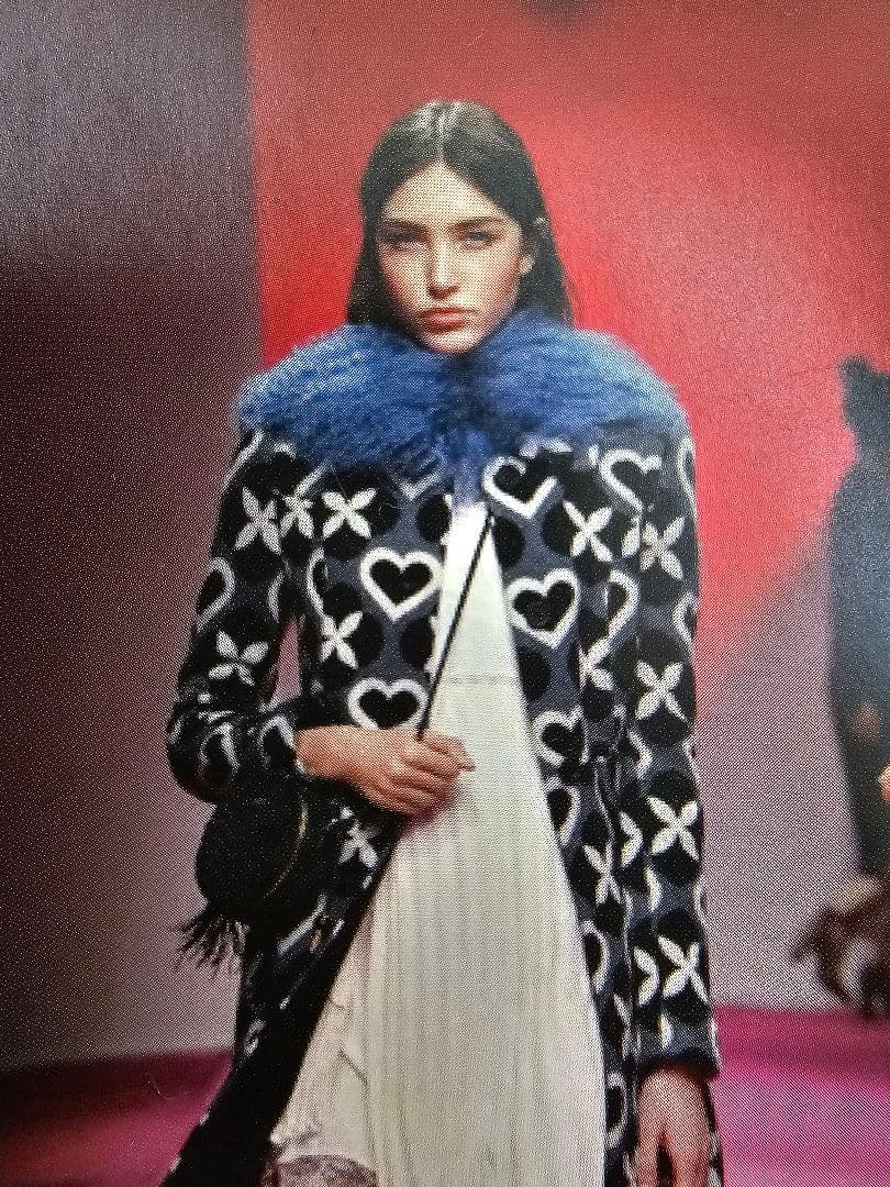 美品【TWIN SET】イタリア ファーストール 大判マフラー定価64,900円