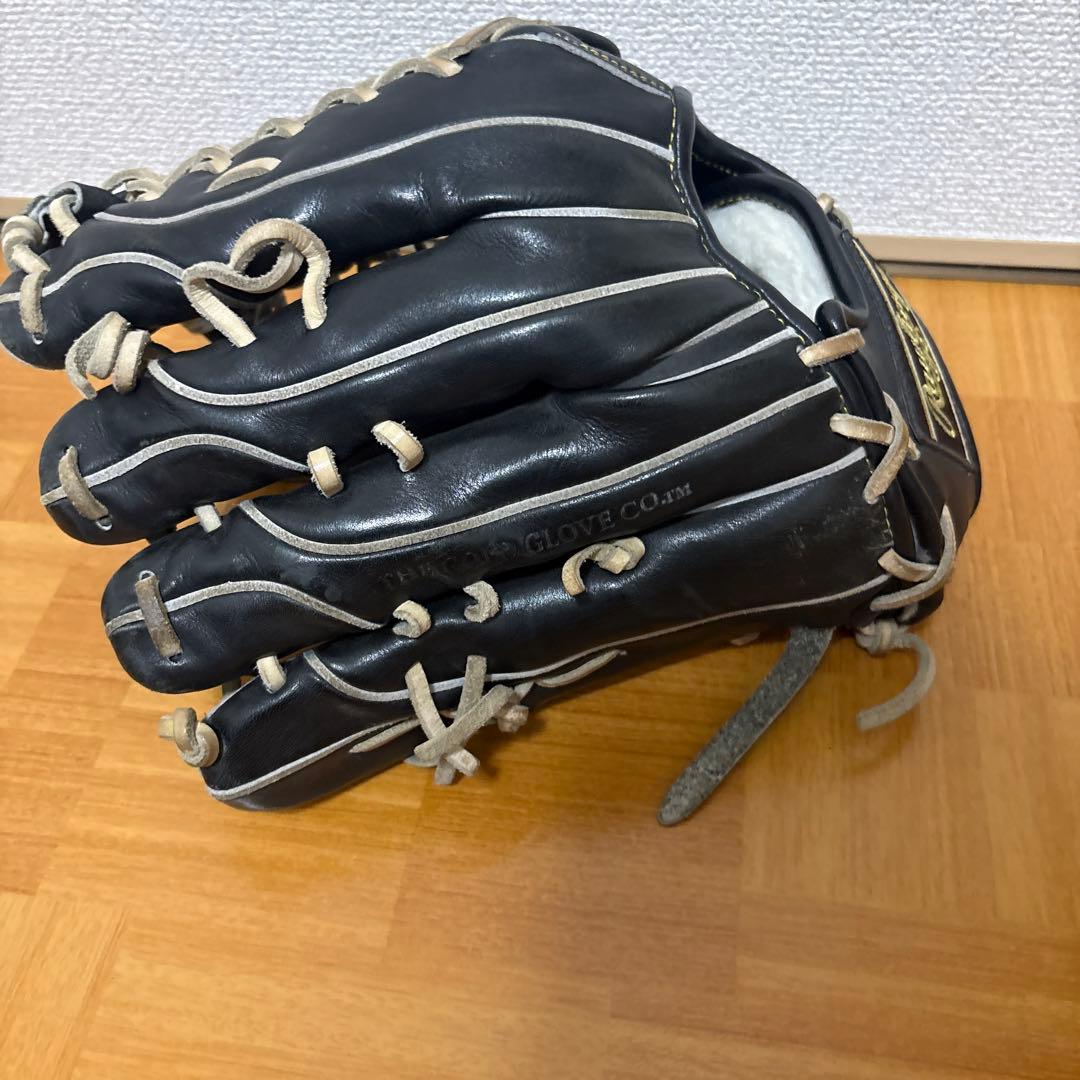 今日中に買って欲しいです！！Rawlings 黒 軟式野球グローブ