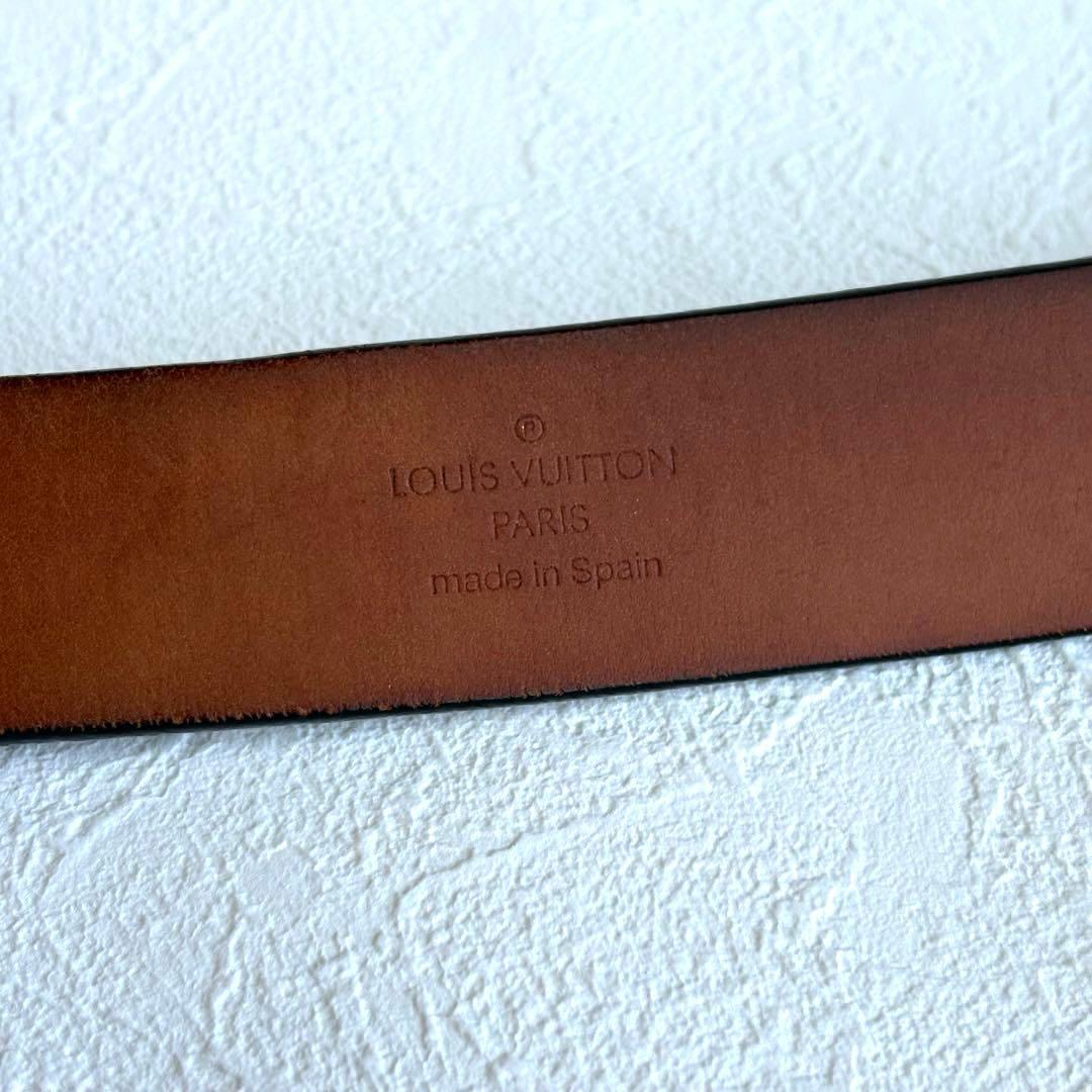 ヴィトン サンチュール LV イニシアル ベルト 黒