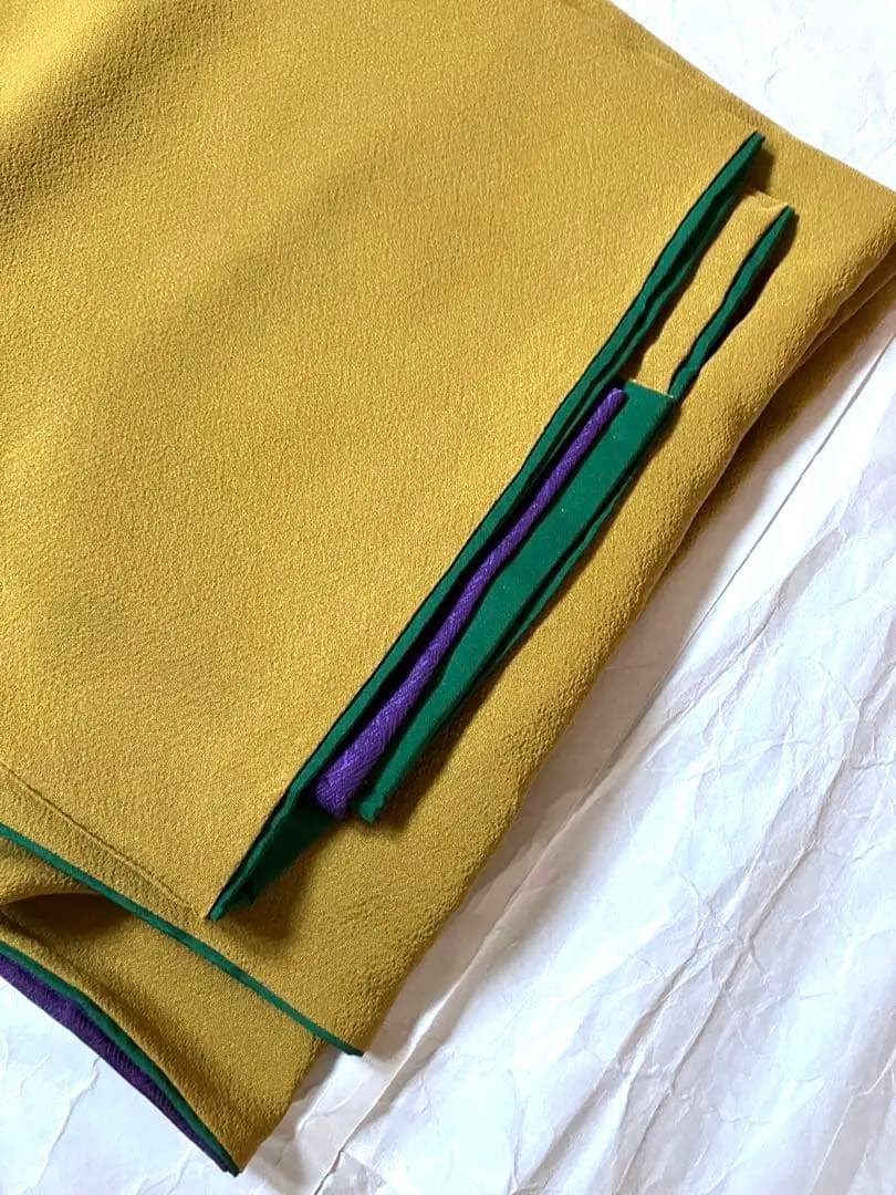 無地 比翼付振袖 正絹 縮緬 芥子 裄71 クリーニング済