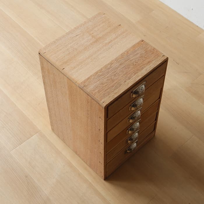 アンティーク 整理箱 タンス 古家具 ラワン 引き出し6杯 無塗装