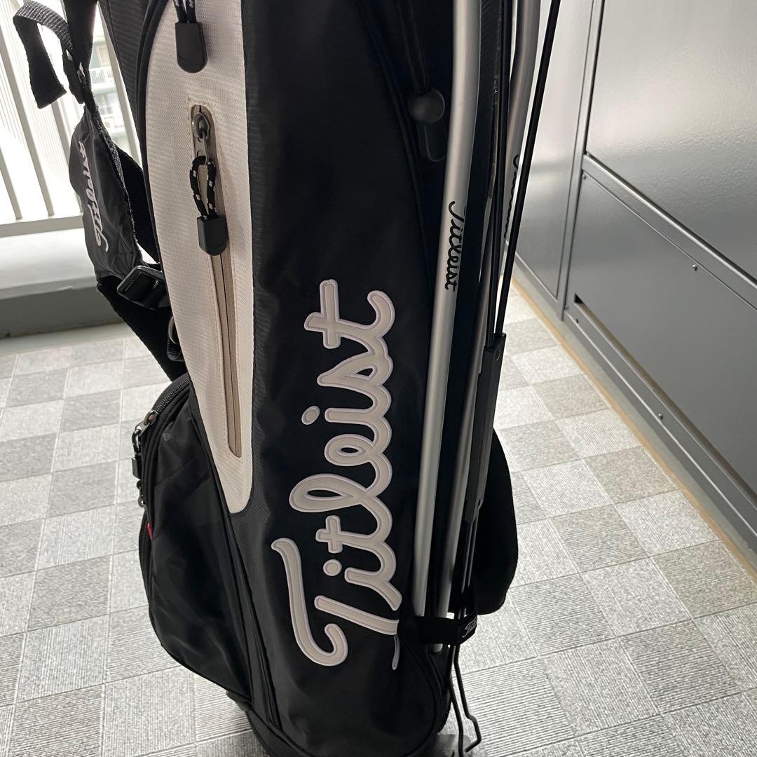 タイトリスト Titleistキャディバッグ 軽量 スタンド