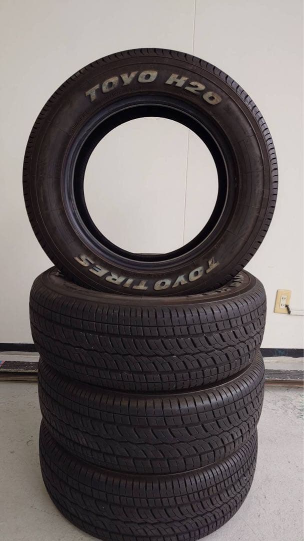 215/65-16C TOYOタイヤH20 バン用　ホワイトレター