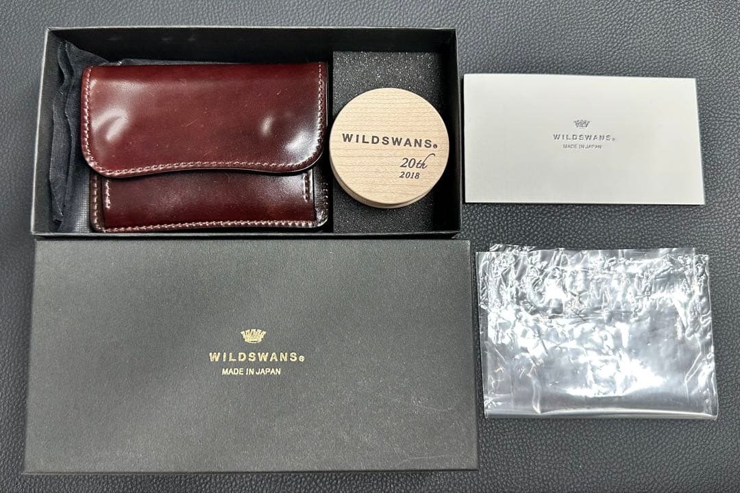 WILDSWANS シェルコードバン#8タング 王冠ロゴ