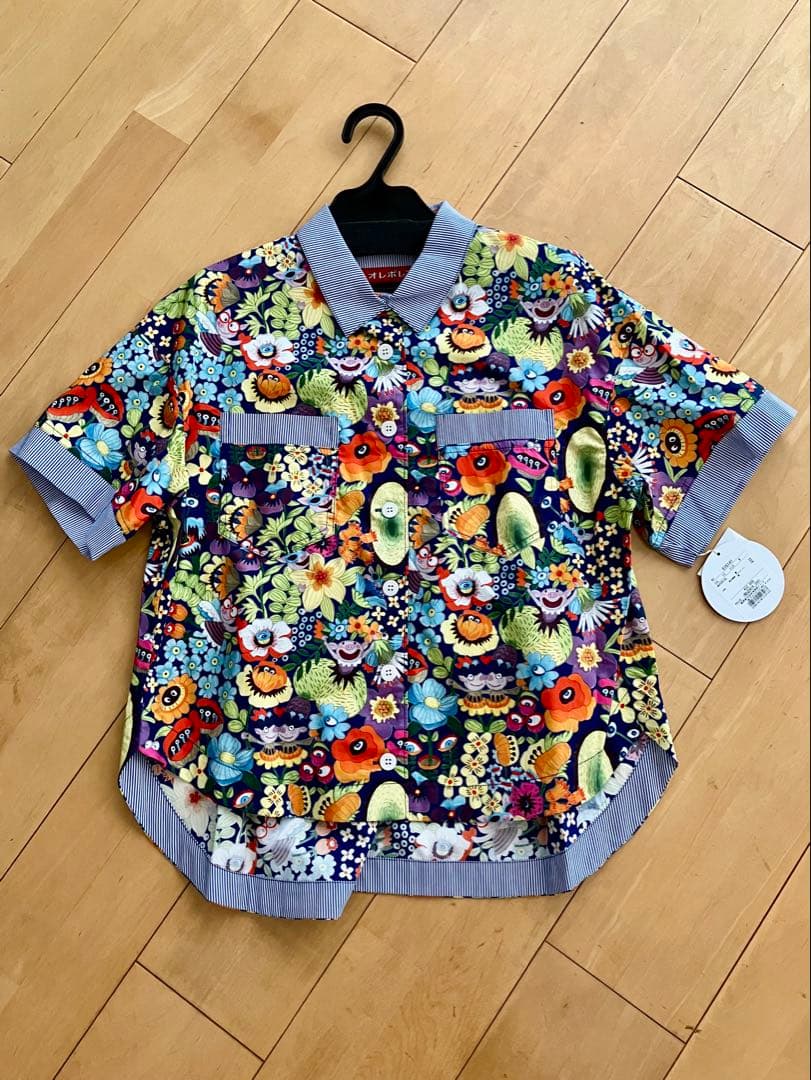 アルベロベロの花柄半袖シャツ