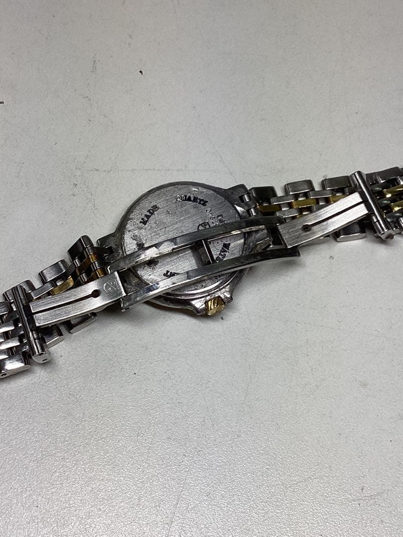 k*9様 ジャンク　dunhill アナログ腕時計 ゴールド/シルバー