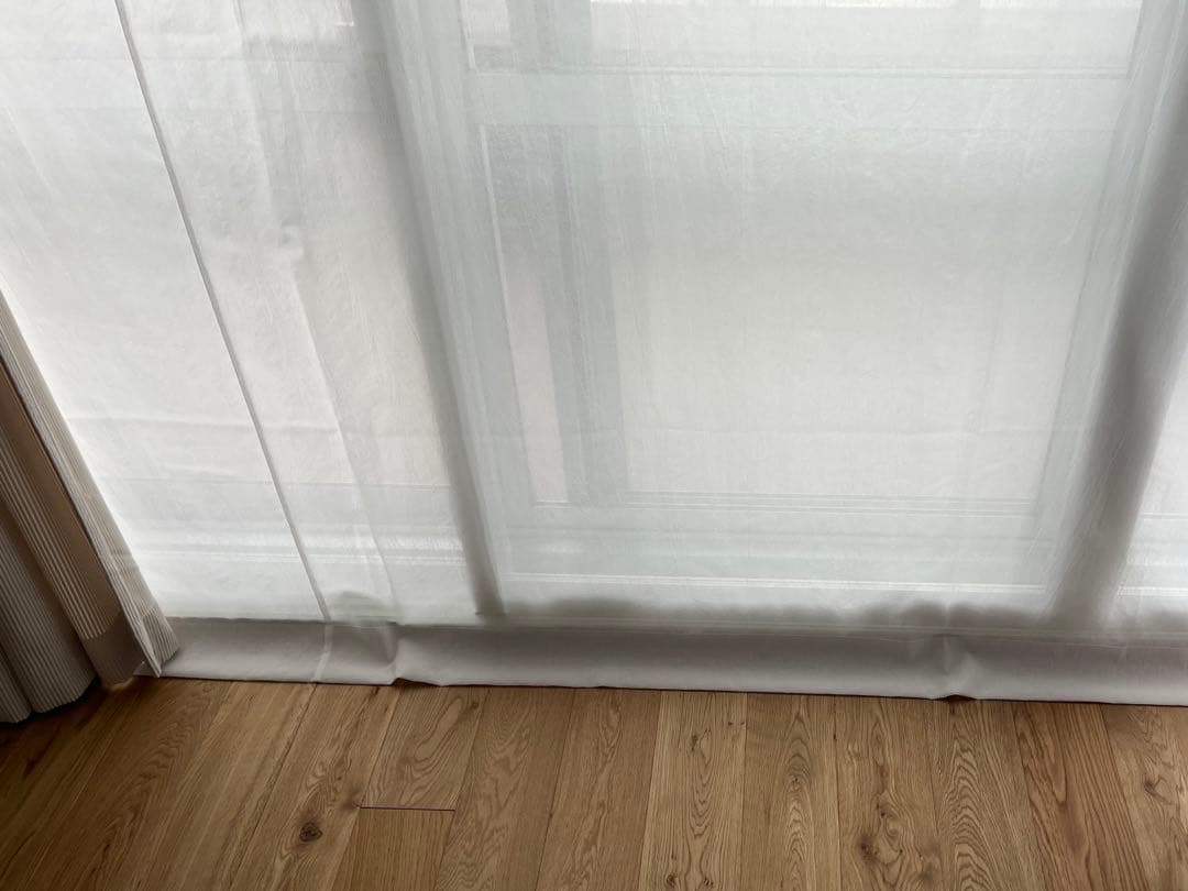 レースのカーテン