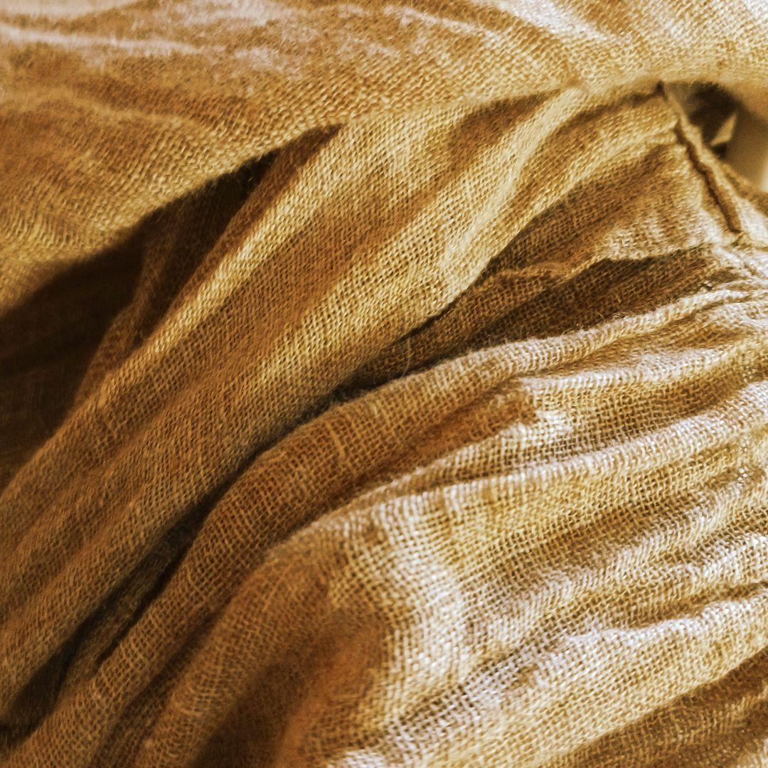 中川政七商店、リネン蚊帳織 辛子ベージュブラウス