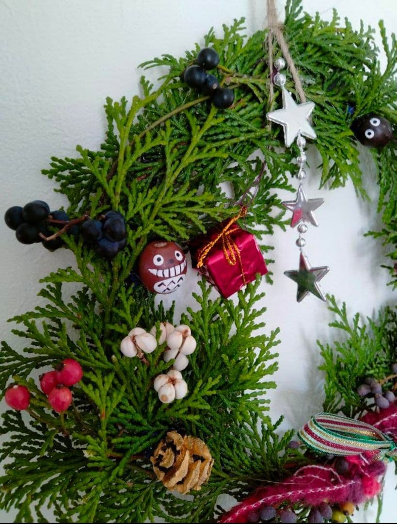 森のお友達　プレゼントをお届けに〰️♥クリスマスリース　フレッシュ
