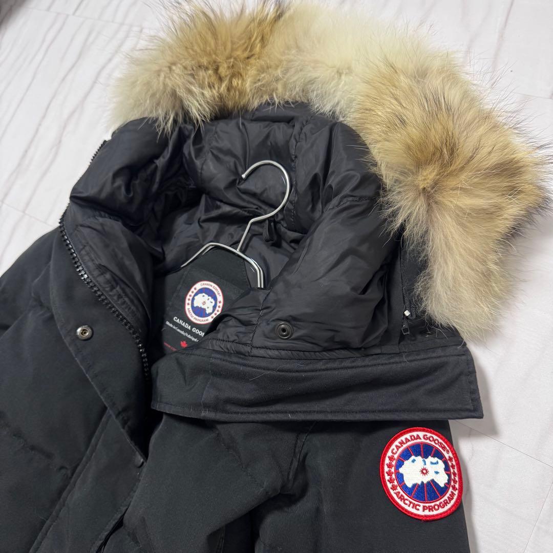 カナダグース マッケンジー ダウンコート サザビー M相当 ブラック 刺繍ロゴ