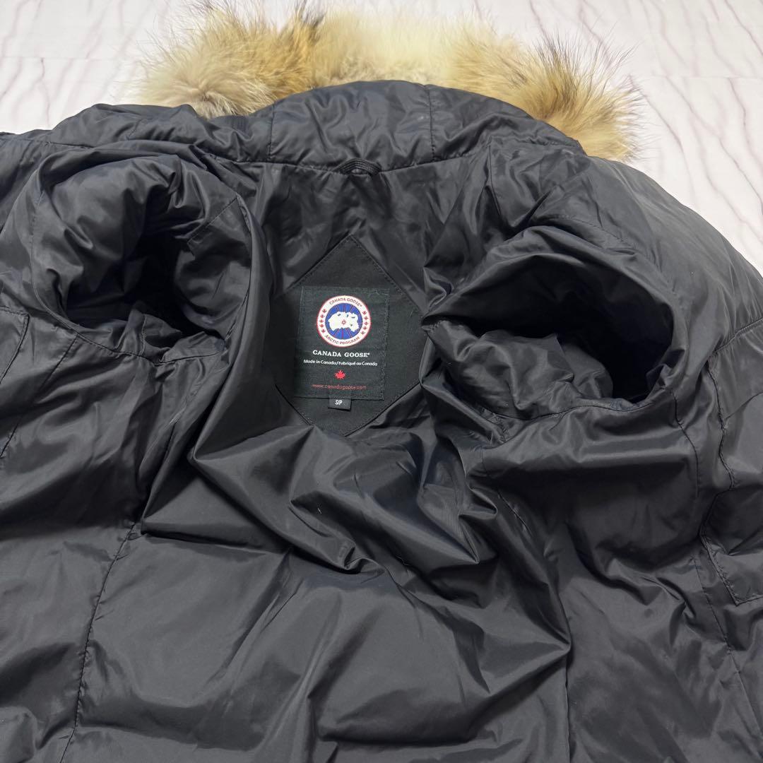 カナダグース マッケンジー ダウンコート サザビー M相当 ブラック 刺繍ロゴ