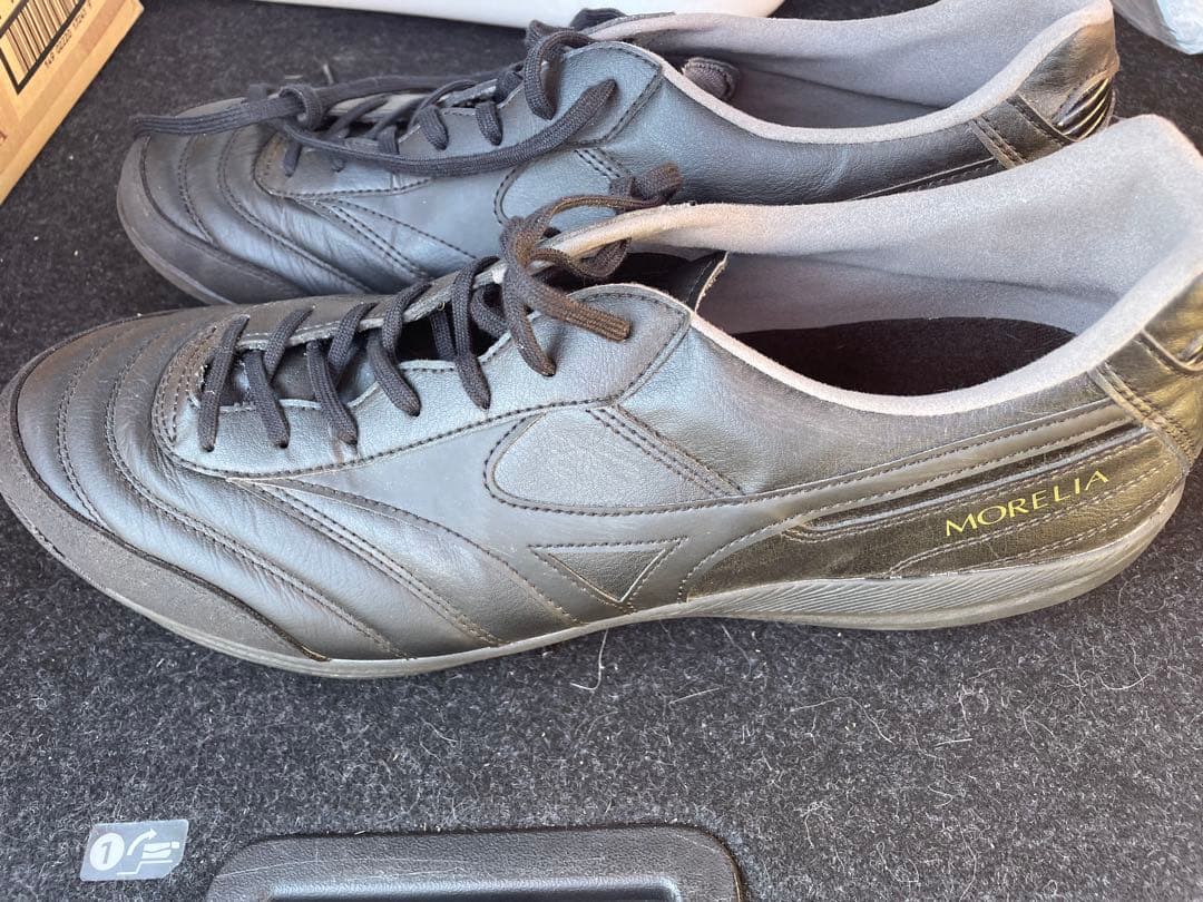 MORELIA ブラック サッカーシューズ　30センチ