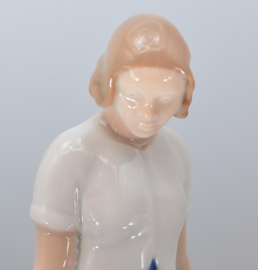 少女とガチョウ　＃2254　★B＆G（ロイヤルコペンハーゲン）　デンマーク　絶版