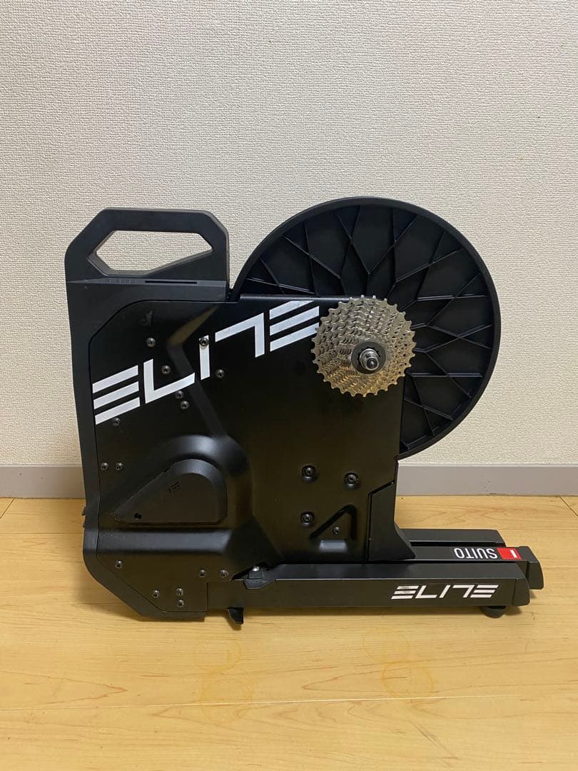 ELITE Suito トレーニングローラー台