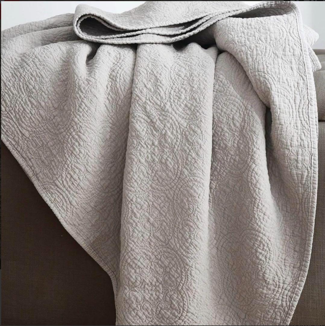 旧LAURA ASHLEY 　イギリス直輸入キルトカバー　ベッドスプレット　新品