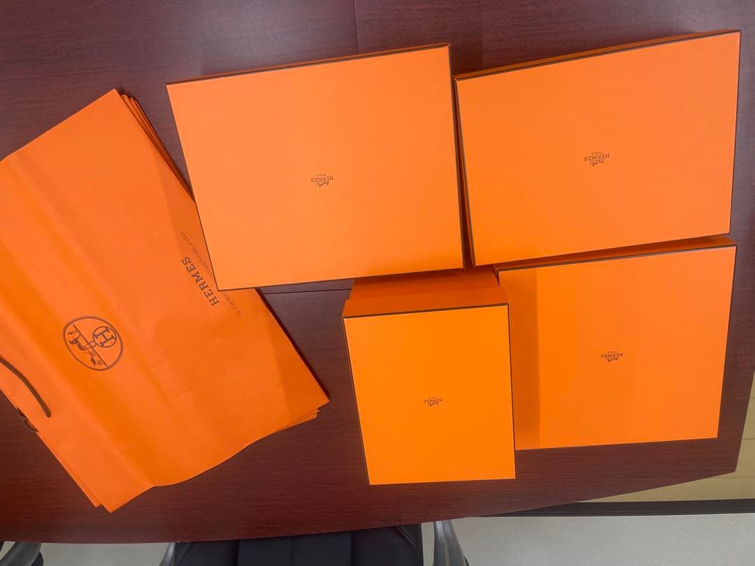 HERMES　エルメス　空箱　ボリード30一個，ピコダン18一個 他空箱二つ