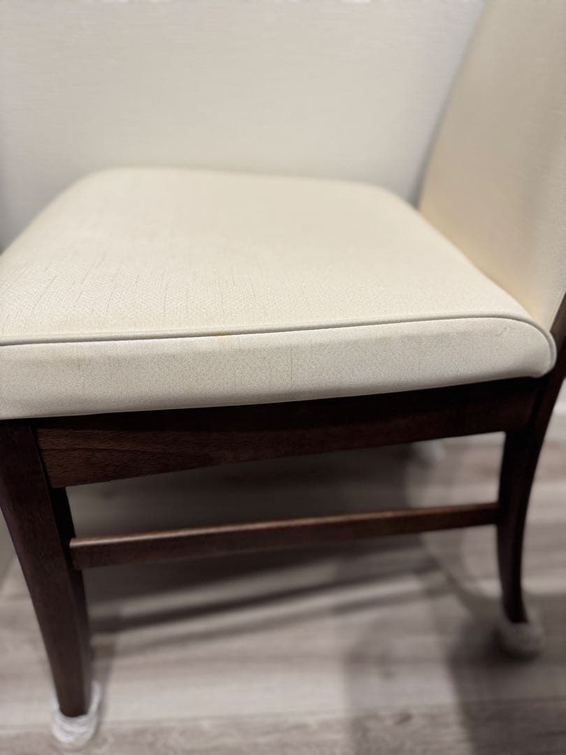 カリモク ダイニングテーブル4脚セット（テーブルのみ）