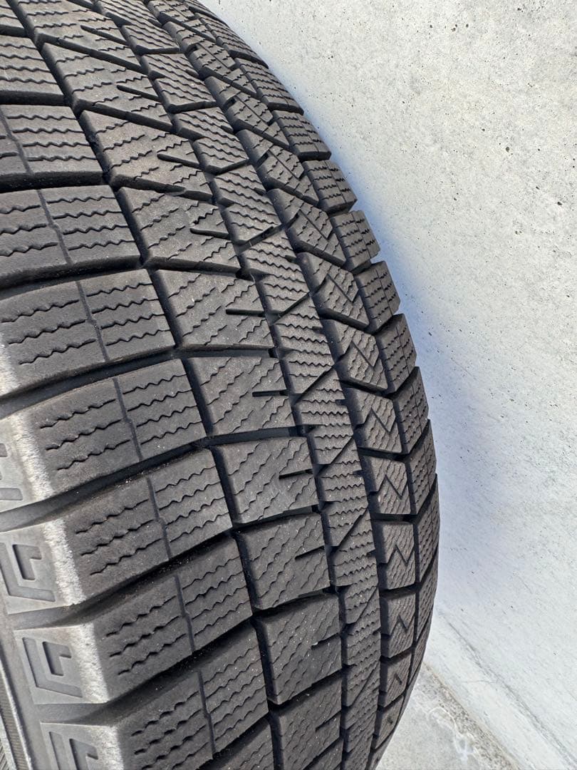 30アルファード ヴェルファイア 17インチ スタッドレスタイヤ ホイールセット