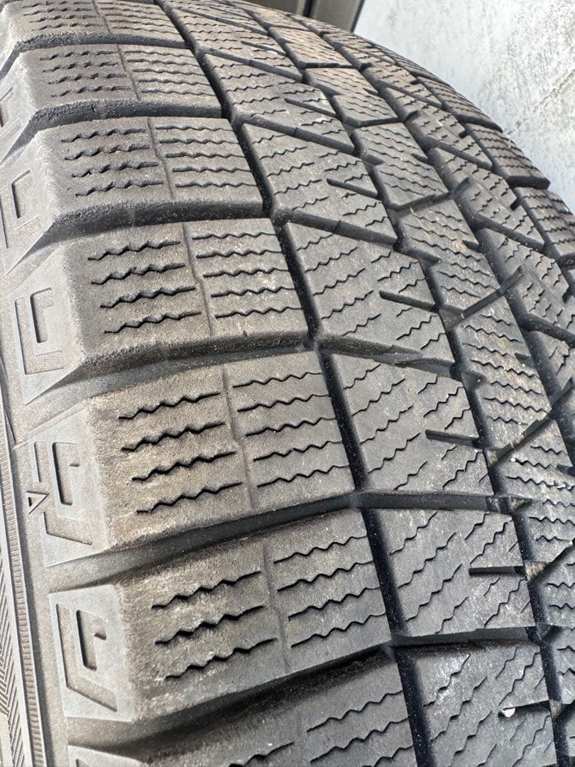 30アルファード ヴェルファイア 17インチ スタッドレスタイヤ ホイールセット