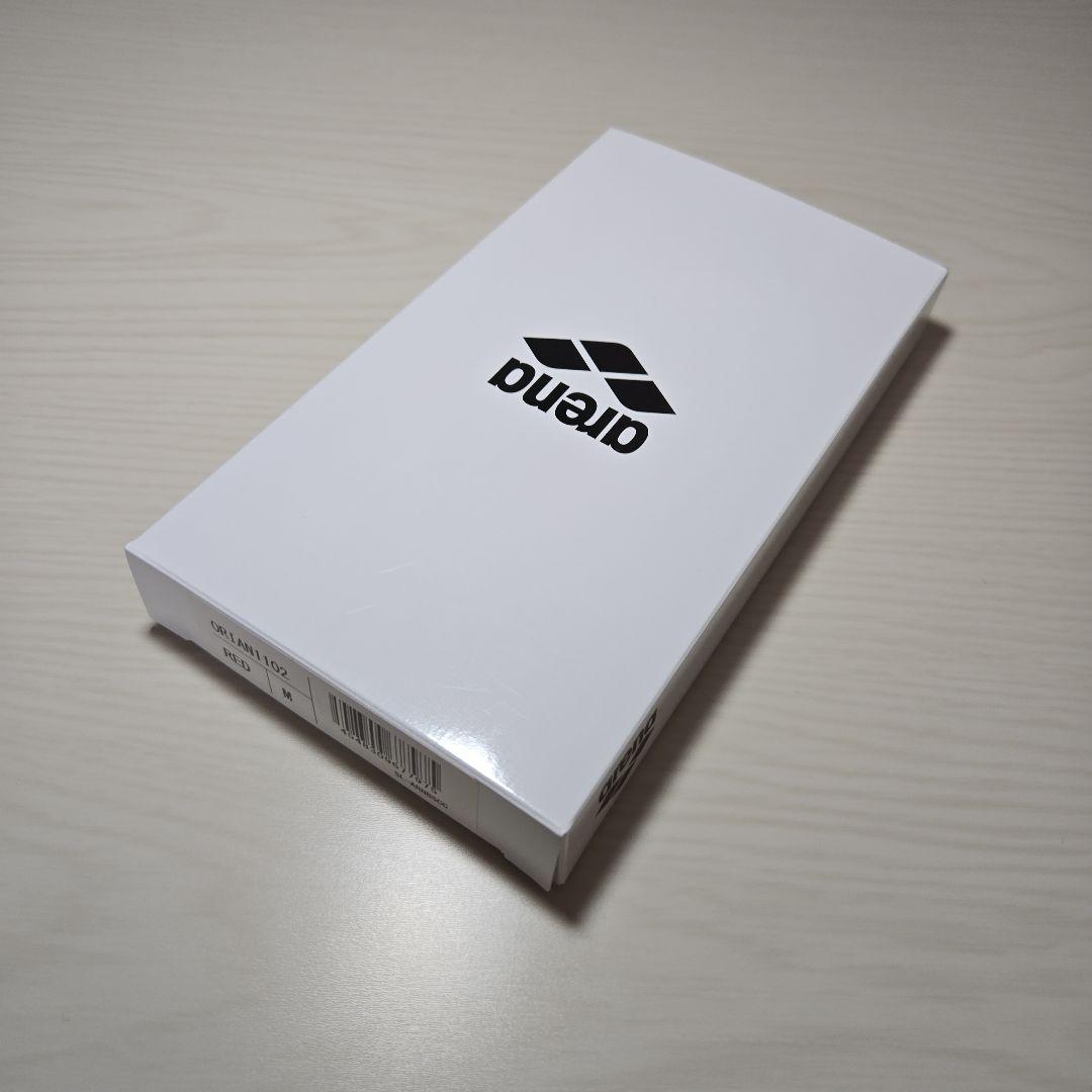 アリーナ　男性用競泳水着　Vパンツ　Mサイズ　レッド