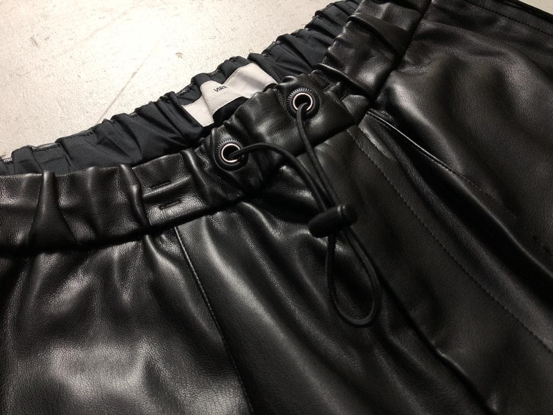 TOGA VIRILIS フェイクレザー パンツ 46 59-1-10