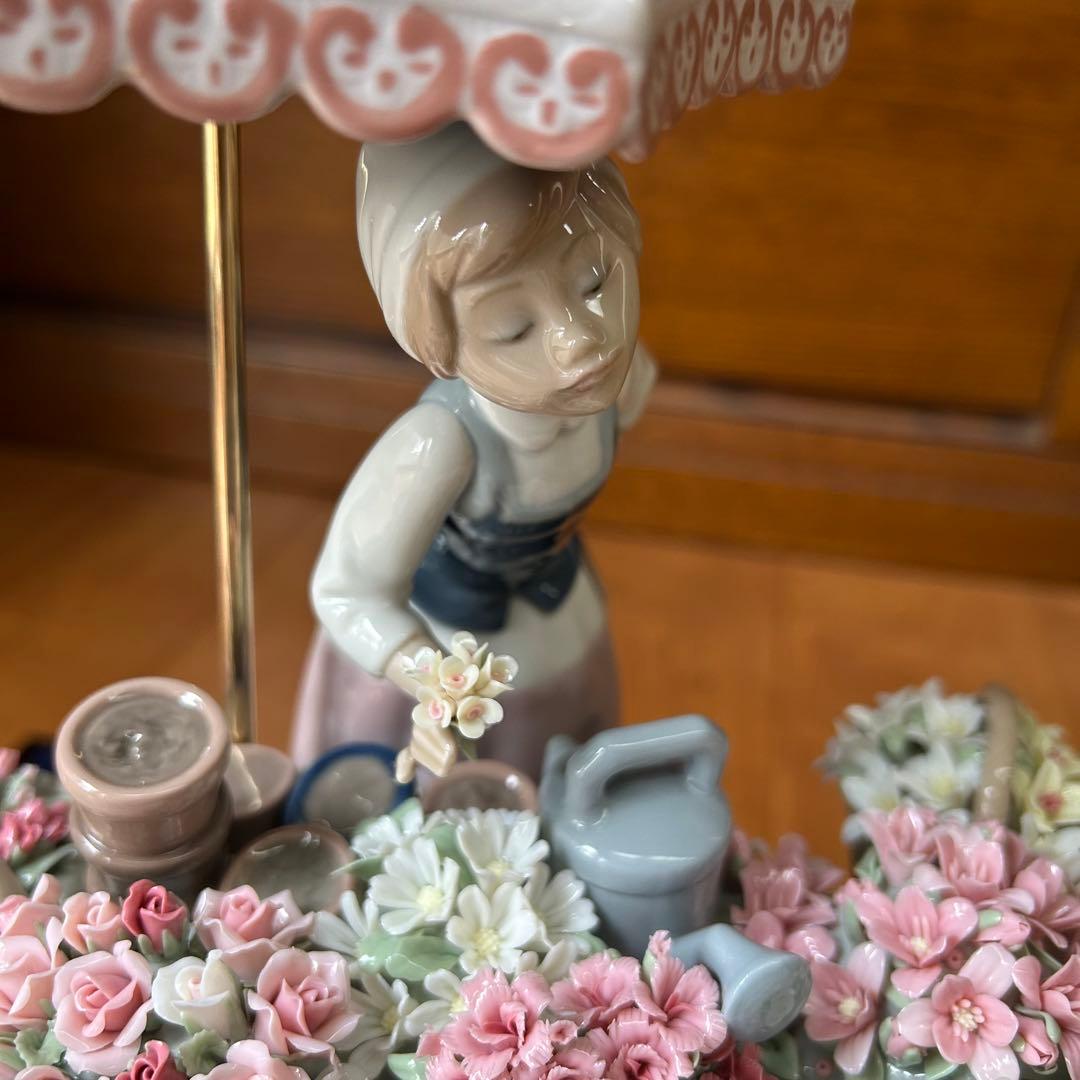 【夢さま専用】リヤドロ　LLADRO 公園通りの花屋さん