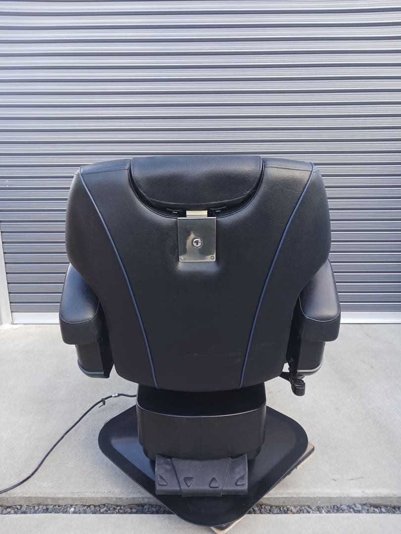 タカラベルモント 理容椅子 ランサー 2015年 中古椅子 整備渡し