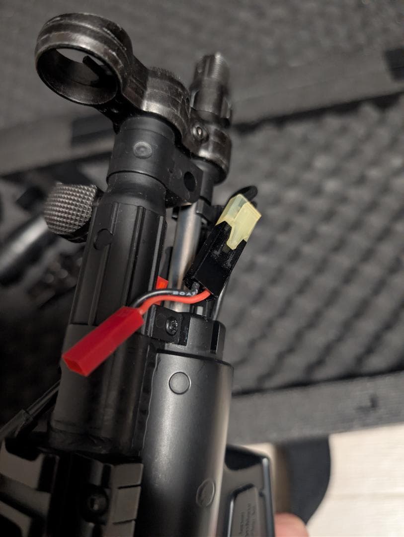 東京マルイMP5K、カスタム品、MOSFET、LiPo対応、実射可、付属品多数