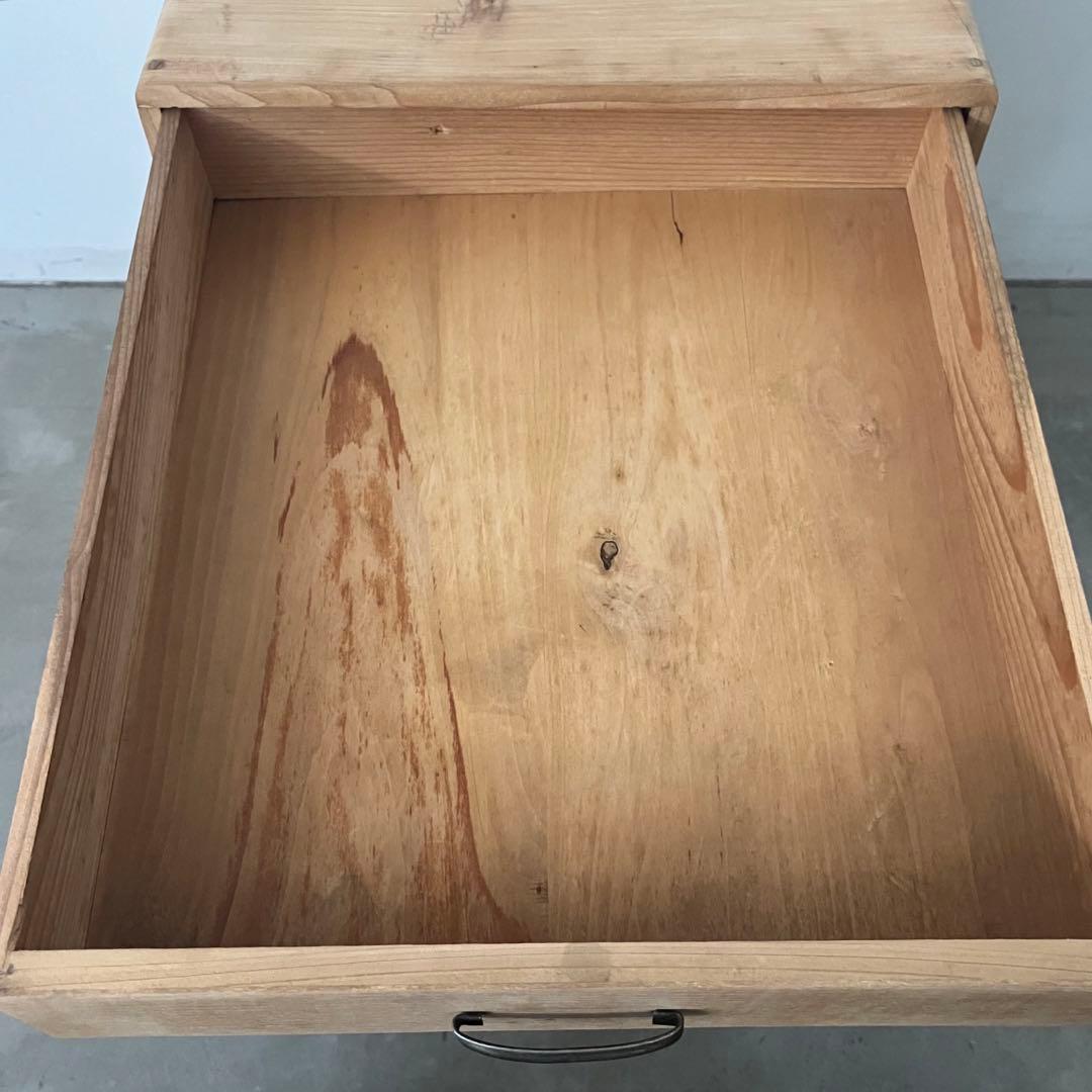 レトロ　アンティーク　古道具　古家具　剥離　ストリップド　箪笥　引き出し　抽斗