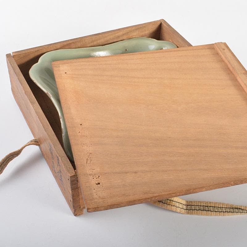 中国　天龍寺青磁　魚文　菓子鉢　時代箱　F　R7016