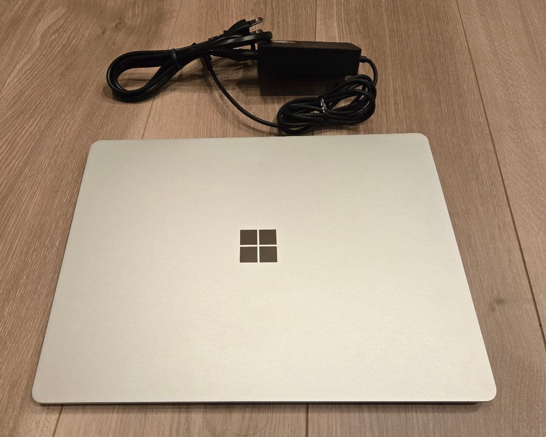 【美品】Surface Laptop Go i5/メモリ8GB上位モデル