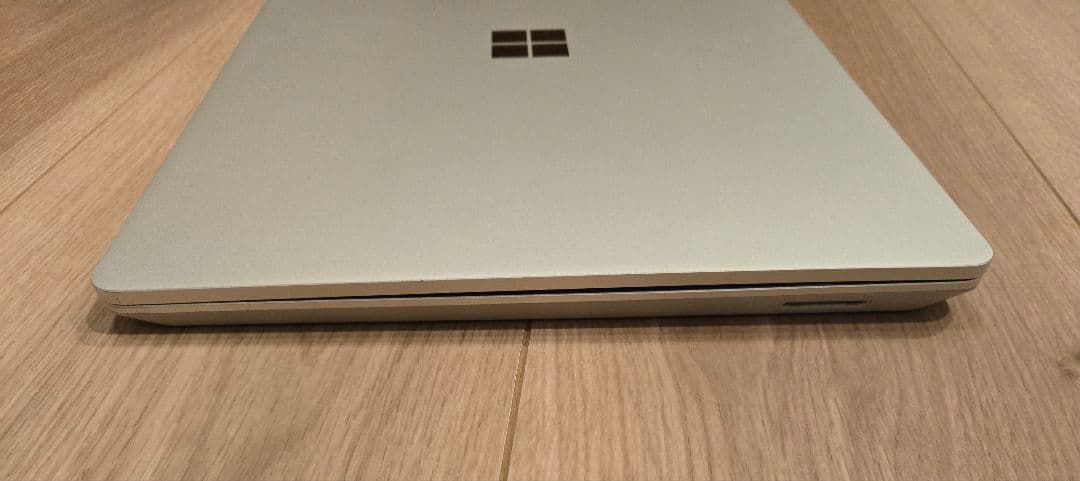 【美品】Surface Laptop Go i5/メモリ8GB上位モデル
