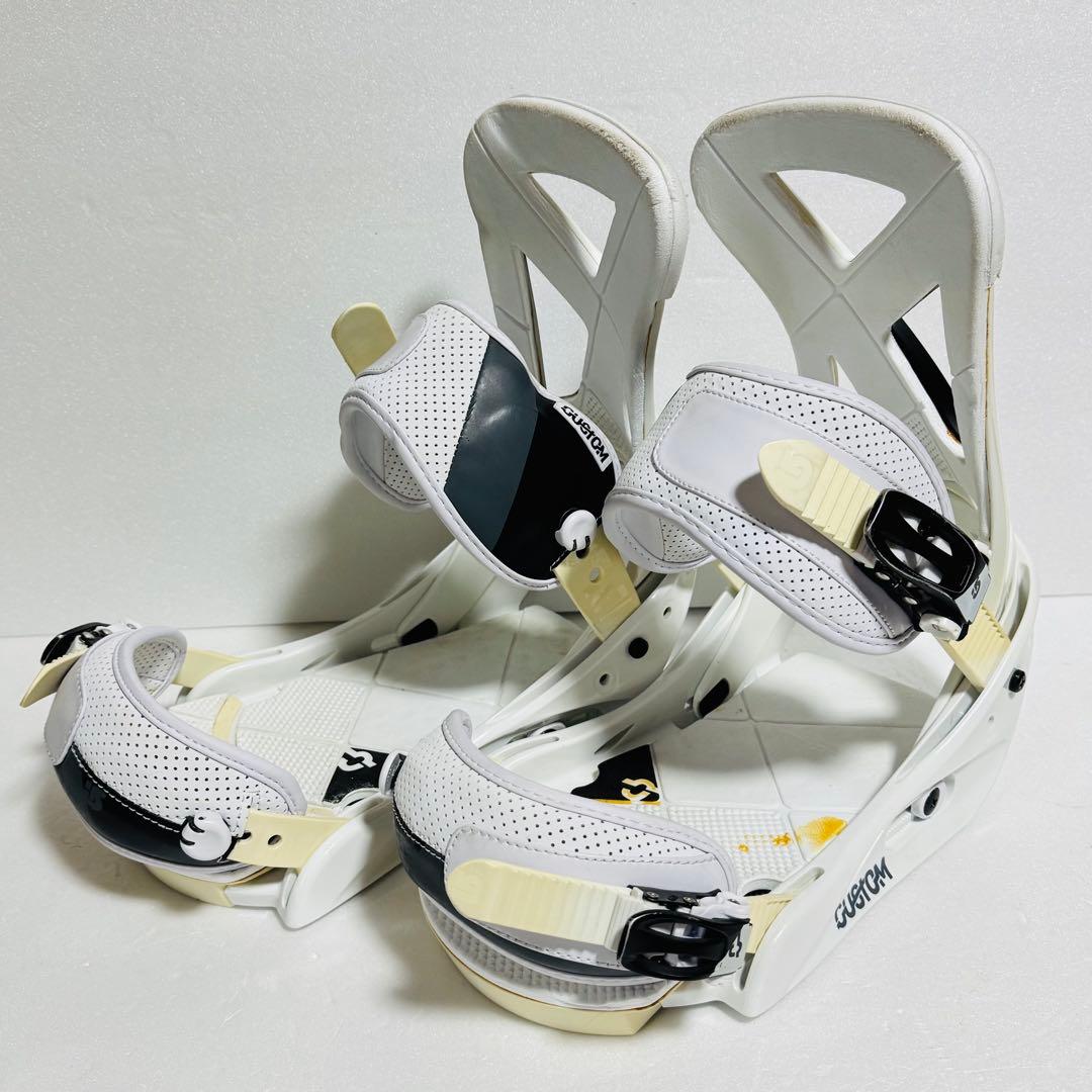 mサイズBurton Custom ビンディング ホワイトバートンバインディング